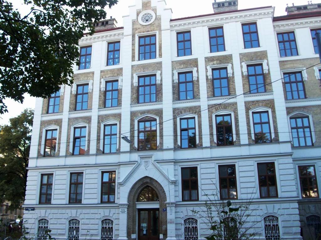 Mittelschule Währing